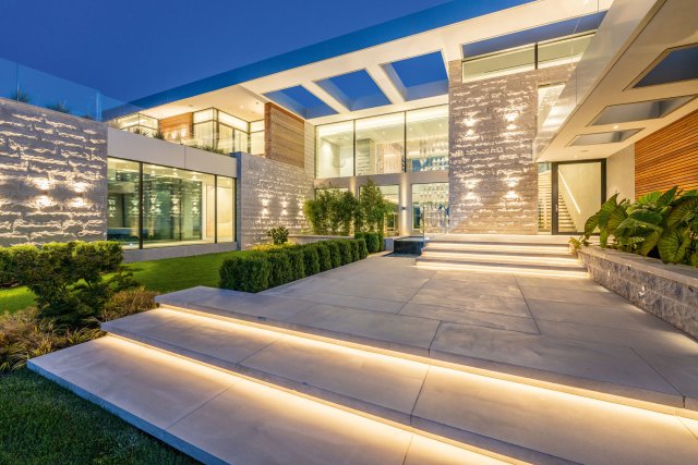 Penny Hutner House (US)