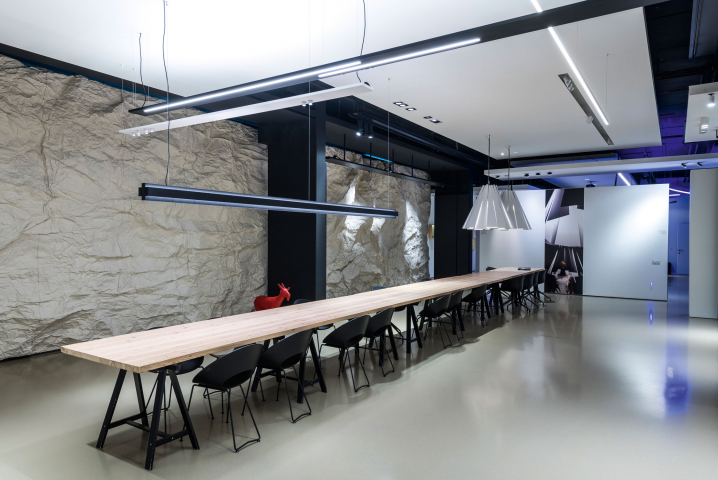 Showroom Delta Light HQ 2018 (BE)