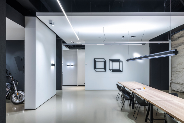 Showroom Delta Light HQ 2018 (BE)