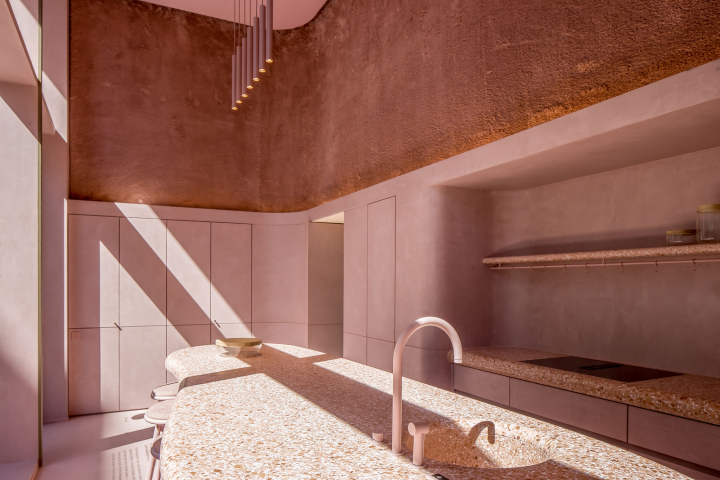 The Pink Restaurant - The Hub Antwerp (BE)