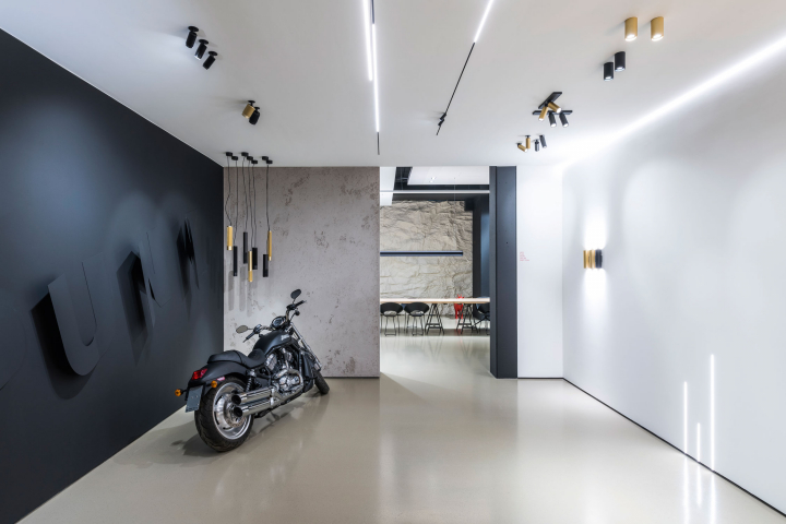 Showroom Delta Light HQ 2018 (BE)