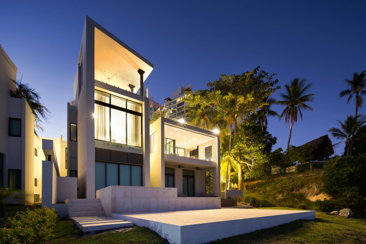 Riomar Beach Front Villas (PA)