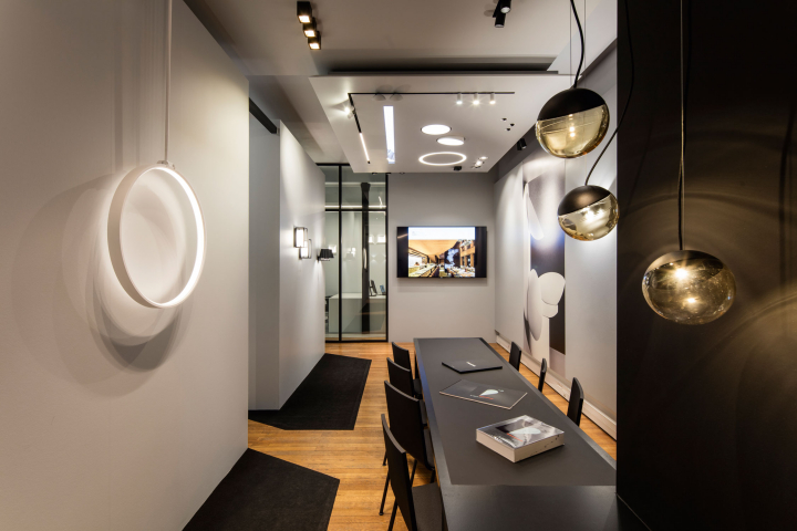 Delta Light Studio Paris (FR)