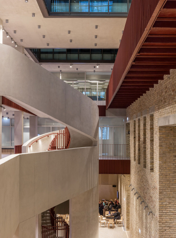 Central European University (HU)