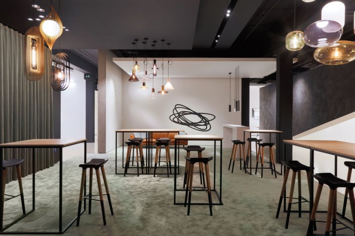 Delta Light HQ showroom 2019 (BE)