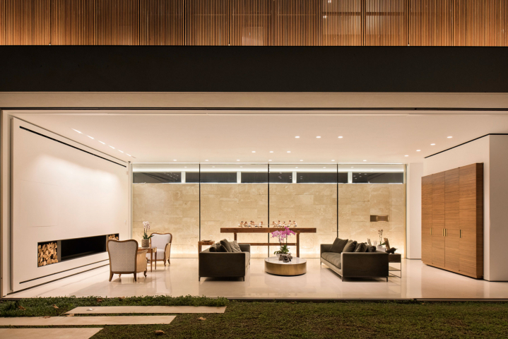 Private residence (IL)