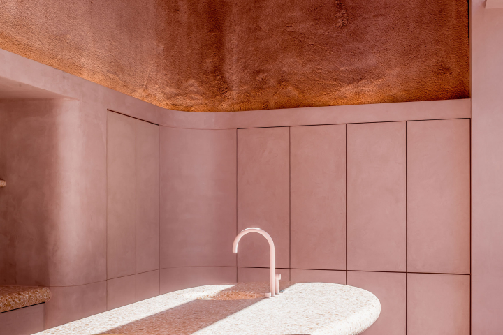 The Pink Restaurant - The Hub Antwerp (BE)